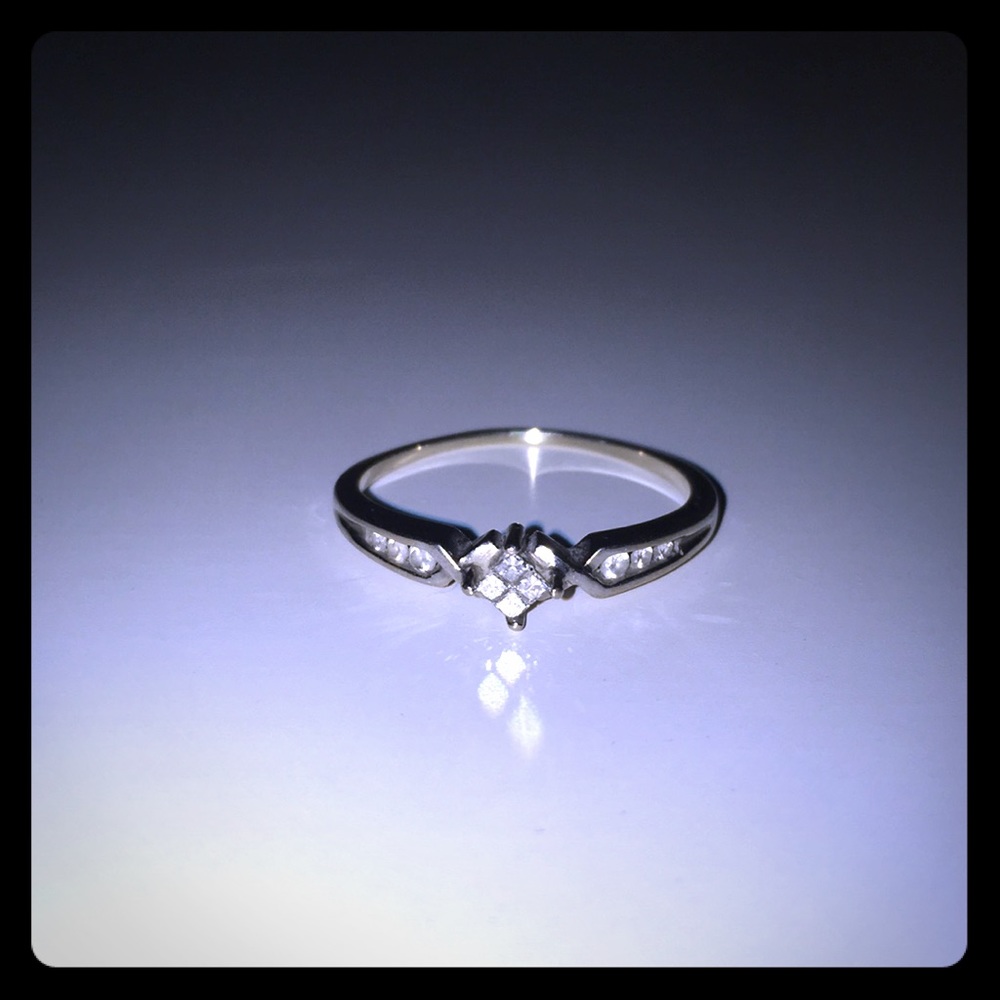 Diamond ring